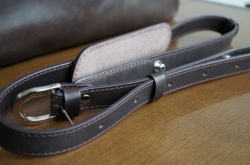 万双 双鞣和地 ボストンバッグ（ダークブラウン） 7万8,840円: M