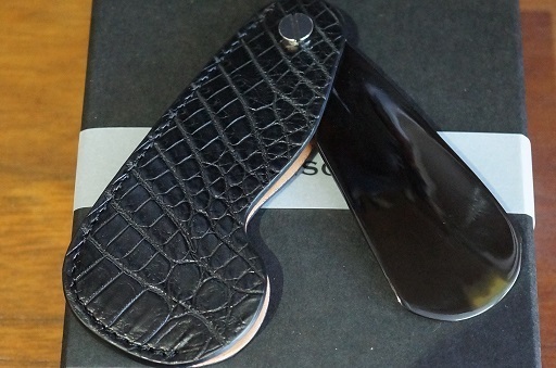 THE SOLE（ザソール） クロコダイルケース×鼈甲シューホーン: M