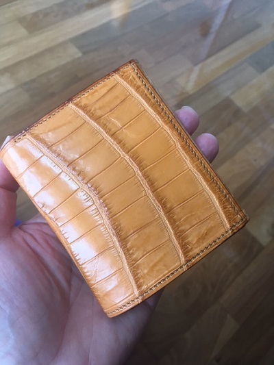 新作発売】万双 クロコダイル被せ型財布: Mのブツ欲日記 新作発売】万双 クロコダイル被せ型財布: Mのブツ欲日記